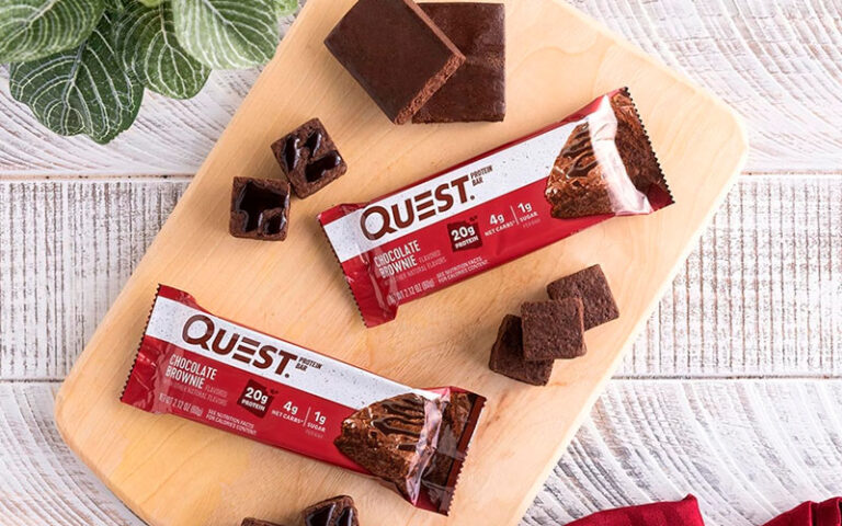 3. quest nutrition chocolate brownie protein bar