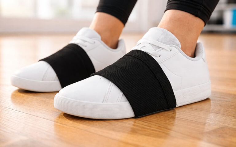 7. non slip dance socks for smooth floors